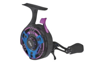 13 Fishing Black Betty FreeFall Trickshop 2.5 LH Purple Blue Isfiskesneller